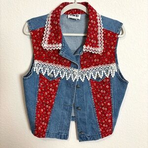 Vintage Americana Peaces Cotton Denim Floral Lace Trim Vest Women’s Medium